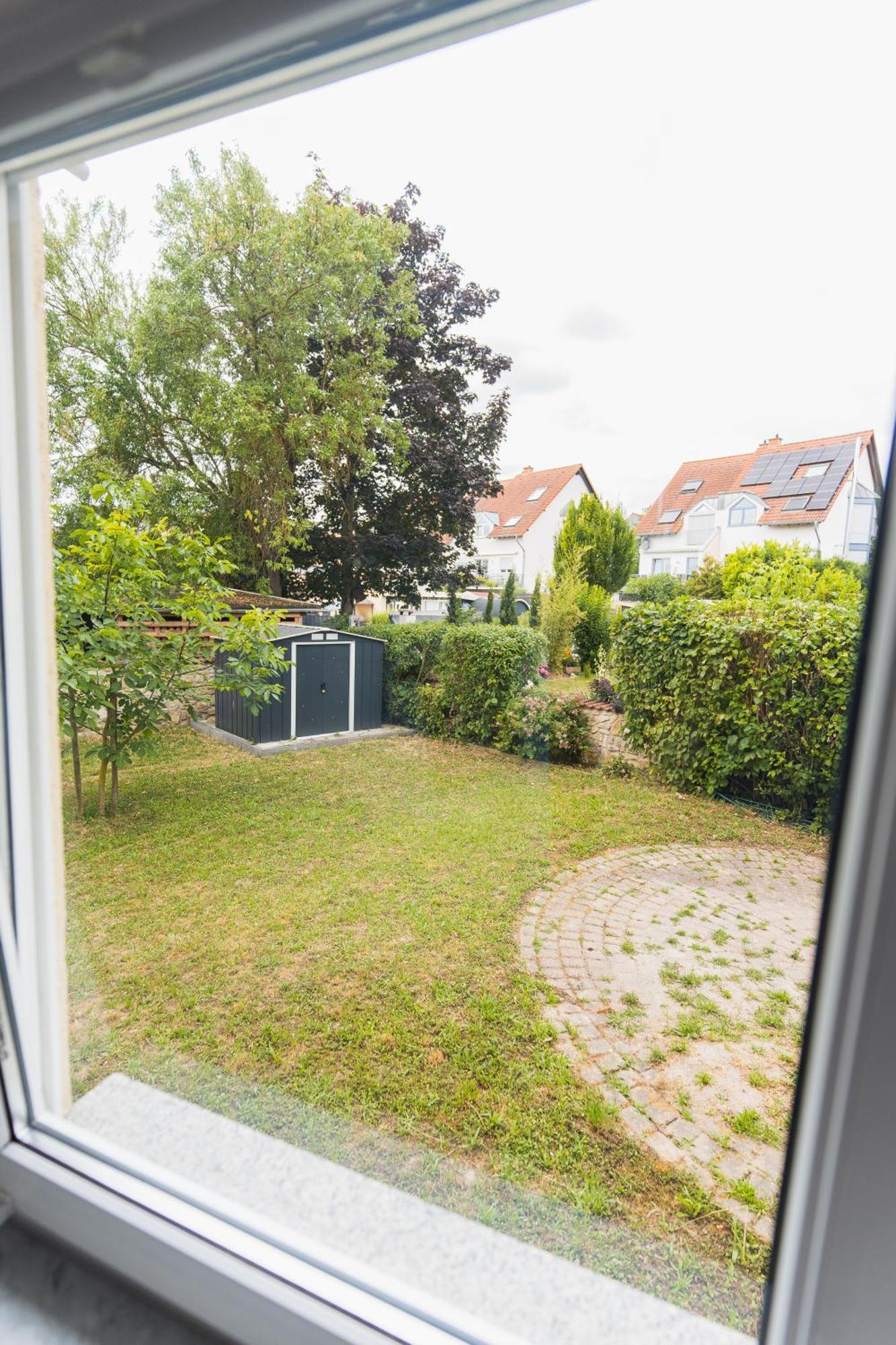 Appartment In Den Weinbergen Bei Mainz - Mit 2X Doppelzimmern, 1X Grosses Wohnzimmer, Bad & Kueche Stadecken-Elsheim Luaran gambar